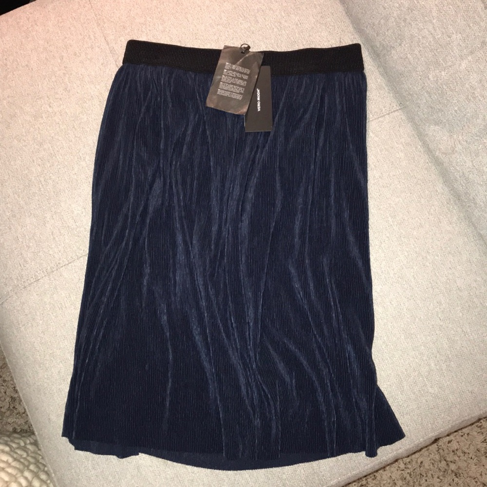 NEW sexy swing navy skirt by VERO Moda Nordstrom